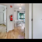 Falesia Modern Flat W/balcony & Pool By Lovelystay * Albufeira