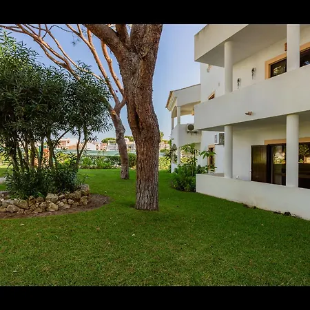 Lejlighed Falesia Modern Flat W/balcony & Pool By Lovelystay Albufeira