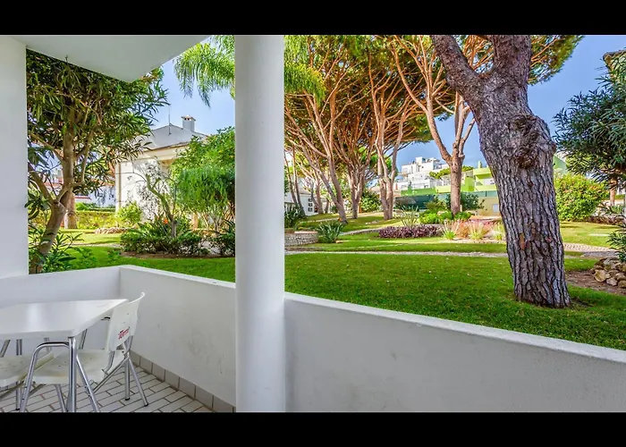 Falésia Modern Flat W/balcony&pool By Lovelystay Apartman *