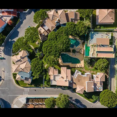Apartamento Falesia Modern Flat W/balcony & Pool By Lovelystay
