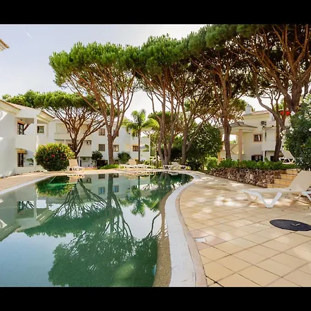 Falesia Modern Flat W/balcony & Pool By Lovelystay Διαμέρισμα Αλμπουφέιρα