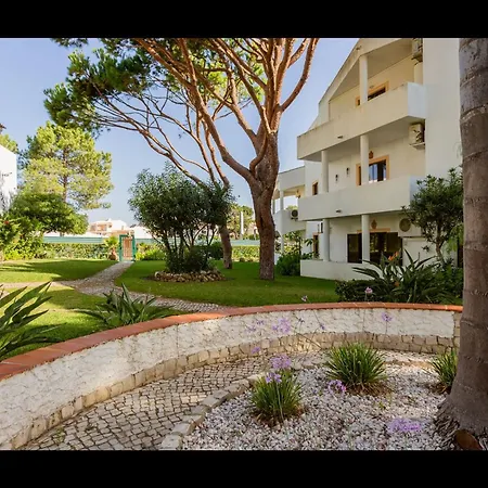 Falesia Modern Flat W/balcony & Pool By Lovelystay Αλμπουφέιρα